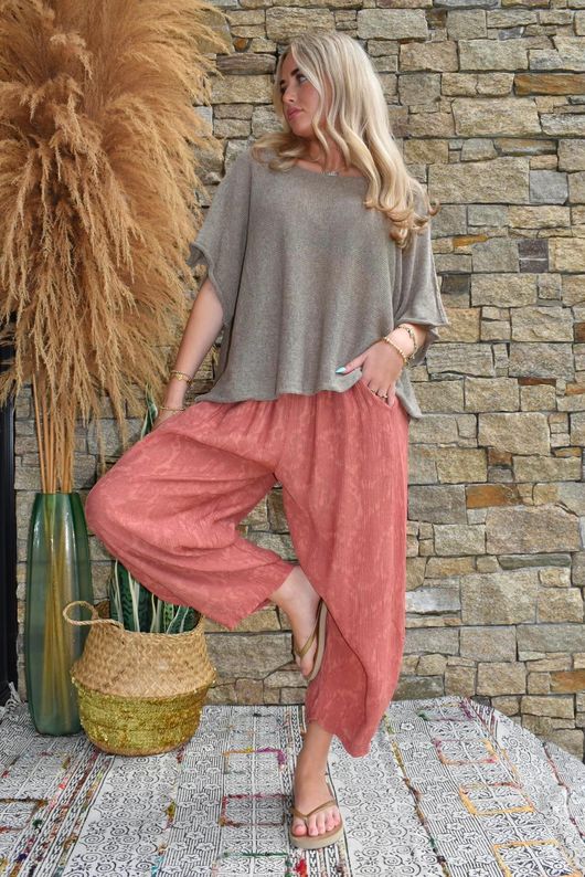 Kiti Paisley Damask 7/8 Barrel Leg Pant Terracotta